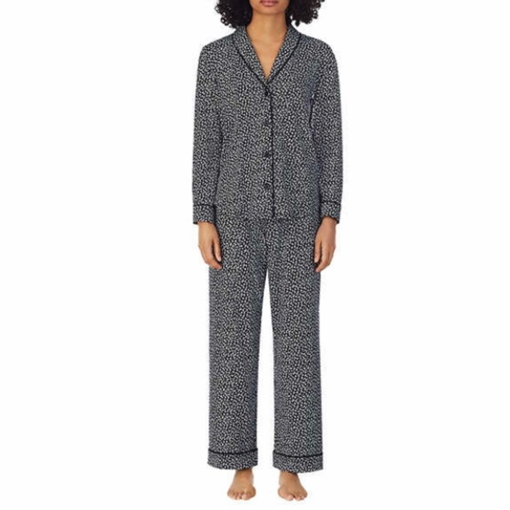 Room Service Ladies’ Shawl collar pajama set NWT - Picture 3 of 4